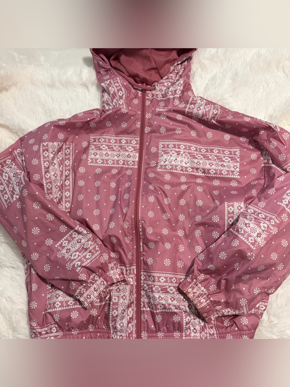 Nike Pink Mesh-Lined Windbreaker Jacket